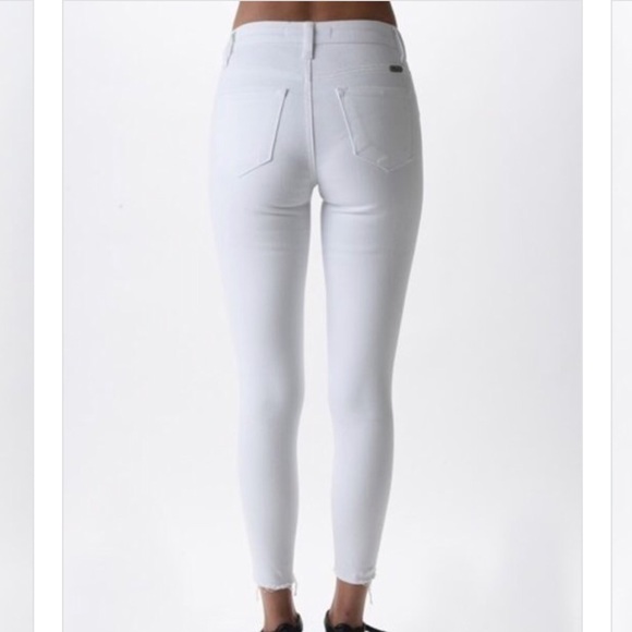 Distressed frayed white skinny jeans!. - Picture 4 of 8